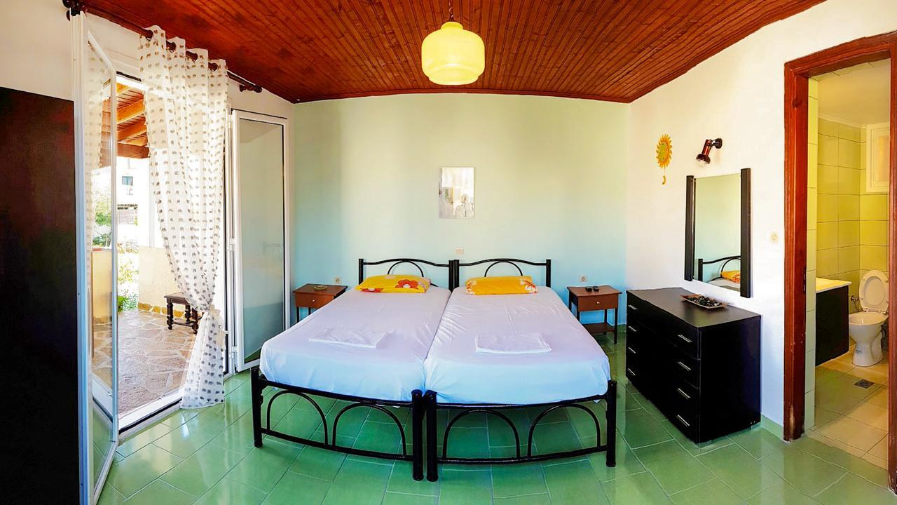 Villa Panorea Moraḯtika Esterno foto