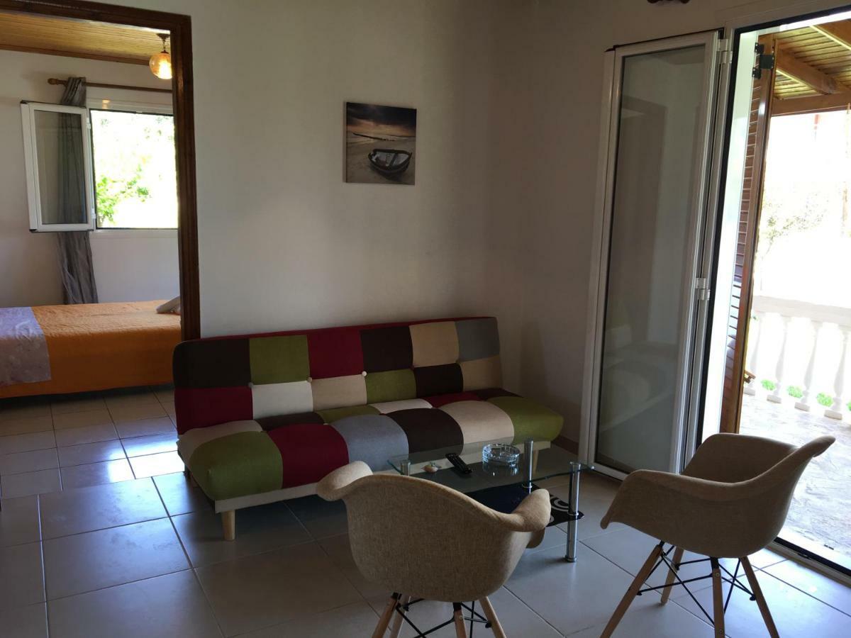 Villa Panorea Moraḯtika Esterno foto