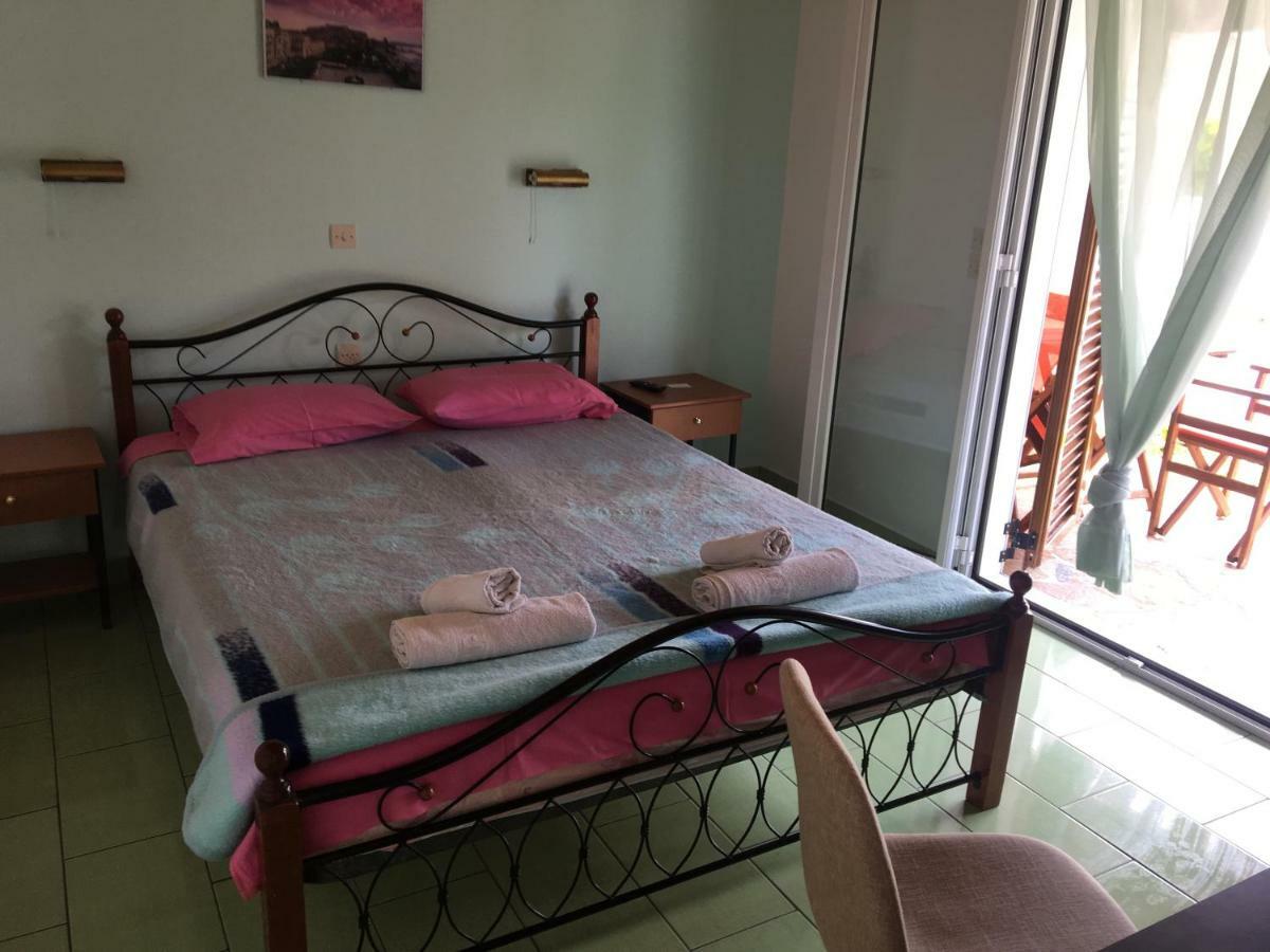 Villa Panorea Moraḯtika Esterno foto