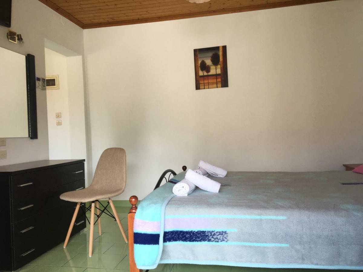 Villa Panorea Moraḯtika Esterno foto