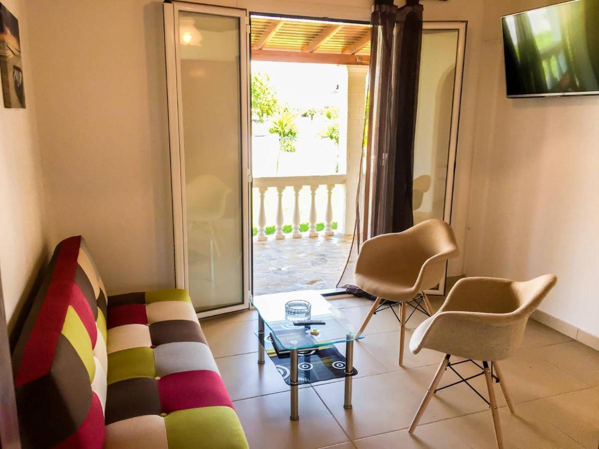 Villa Panorea Moraḯtika Esterno foto