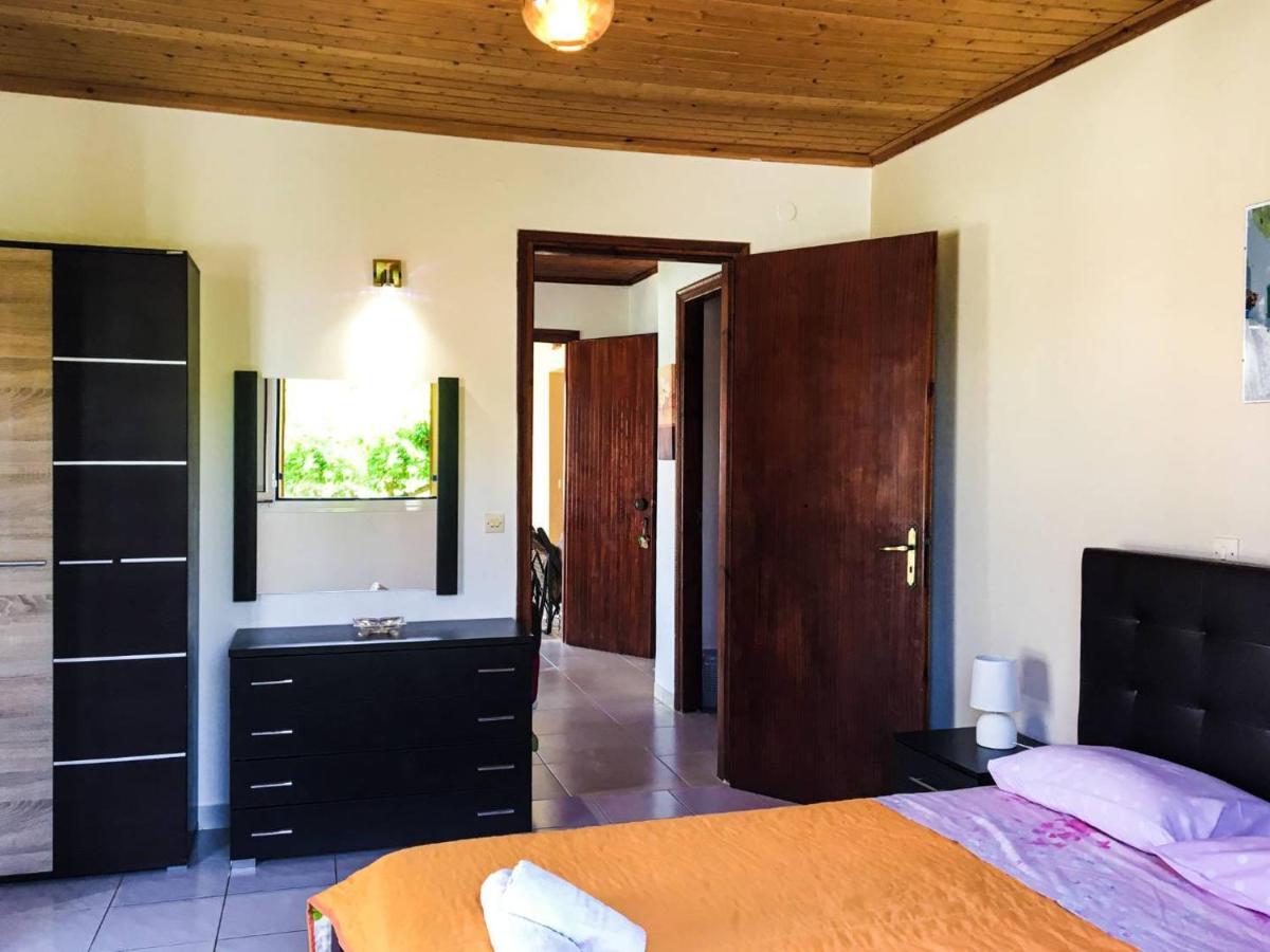 Villa Panorea Moraḯtika Esterno foto